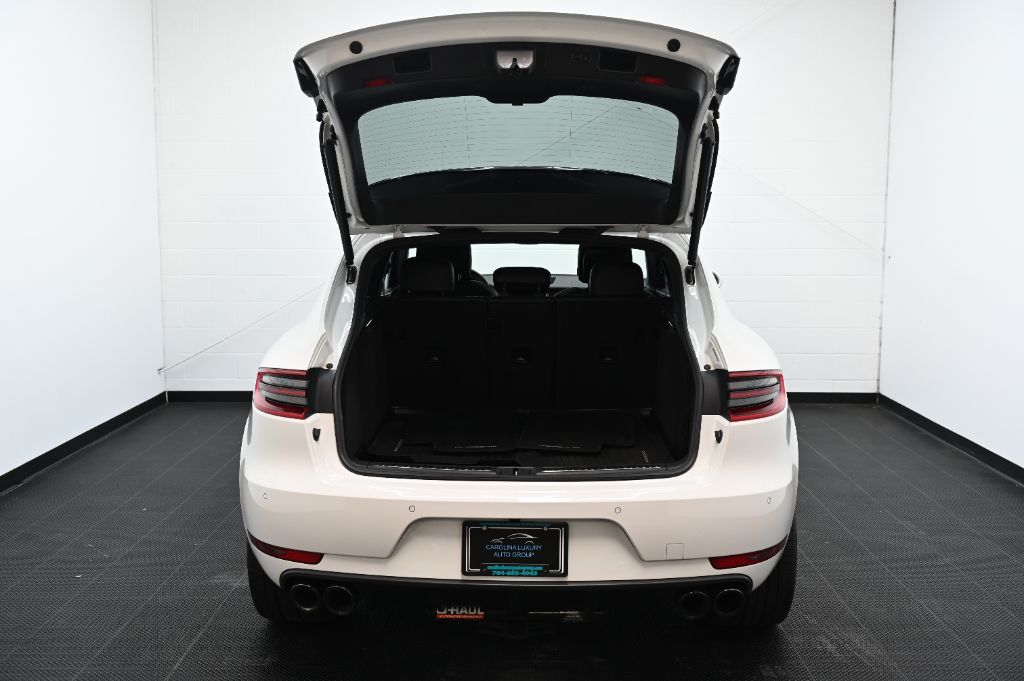 2016 Porsche Macan - $29,988