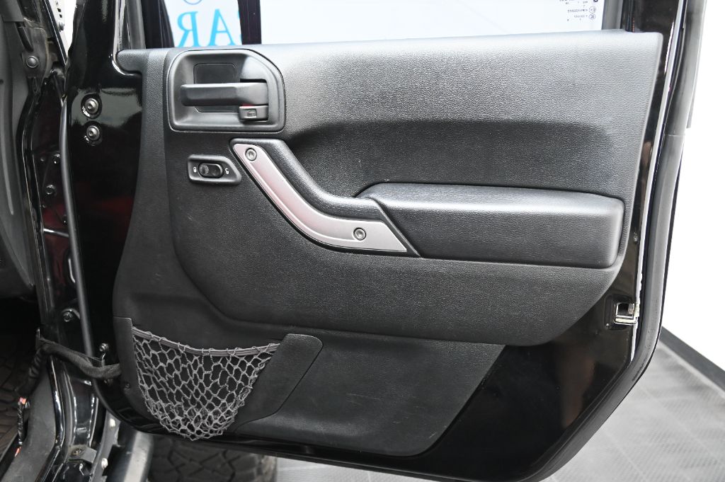 2018 Jeep Wrangler - $39,988