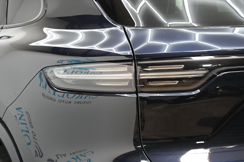 2023 Porsche Cayenne - $53,988