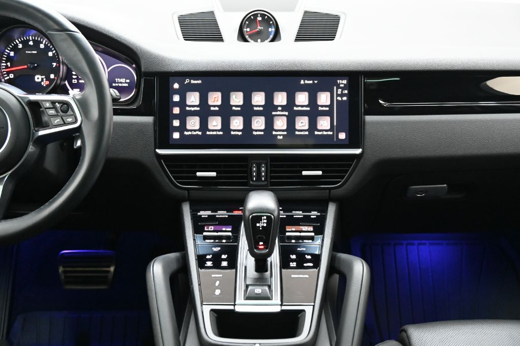 2023 Porsche Cayenne - $53,988
