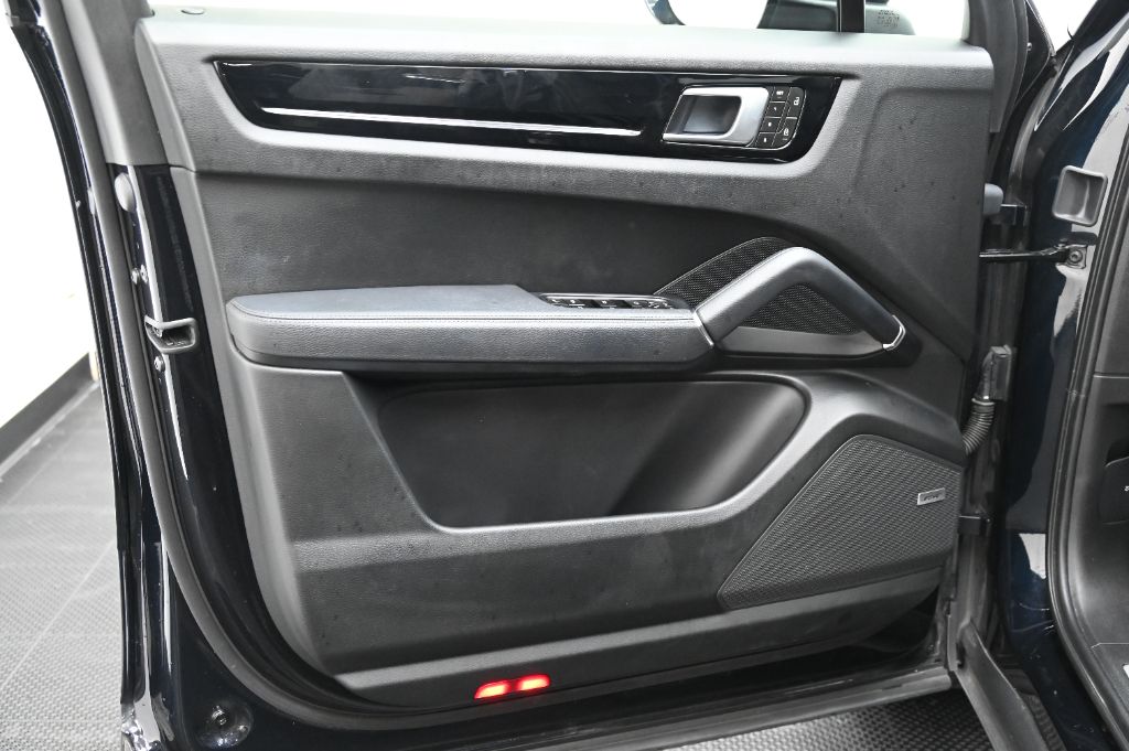 2023 Porsche Cayenne - $53,988