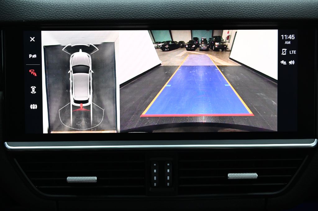 2023 Porsche Cayenne - $53,988