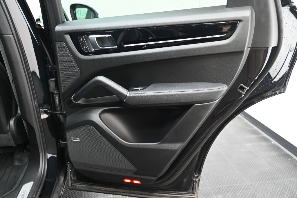 2023 Porsche Cayenne - $53,988