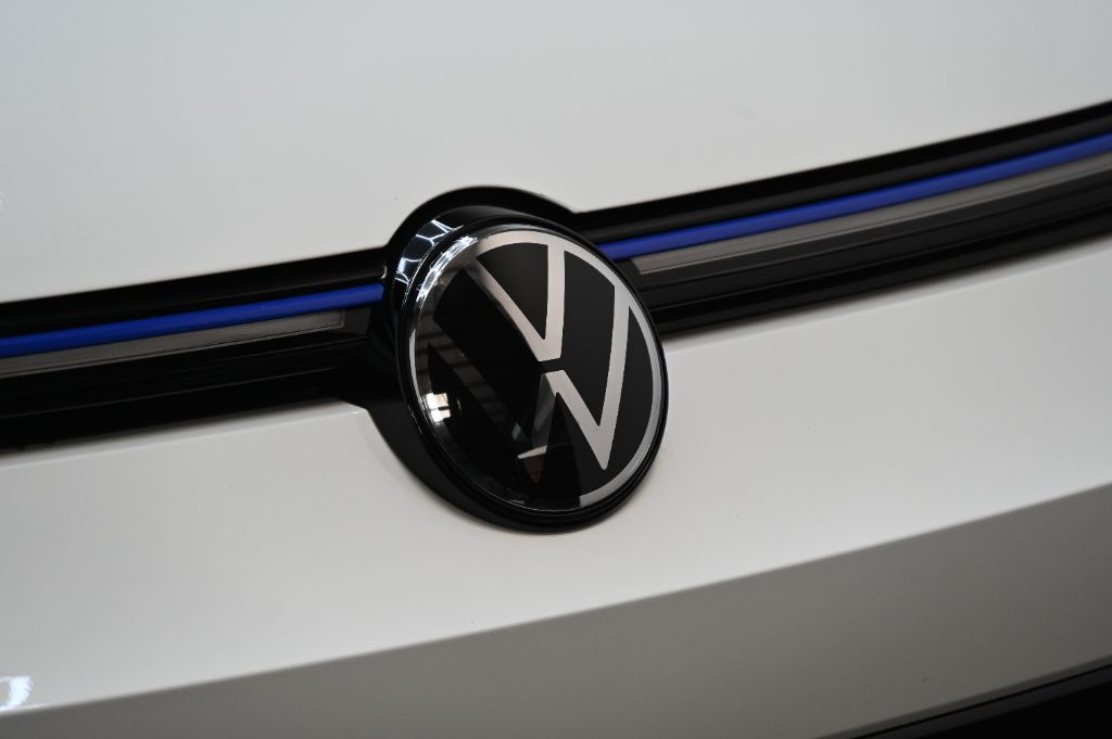 2024 Volkswagen Golf - $37,988