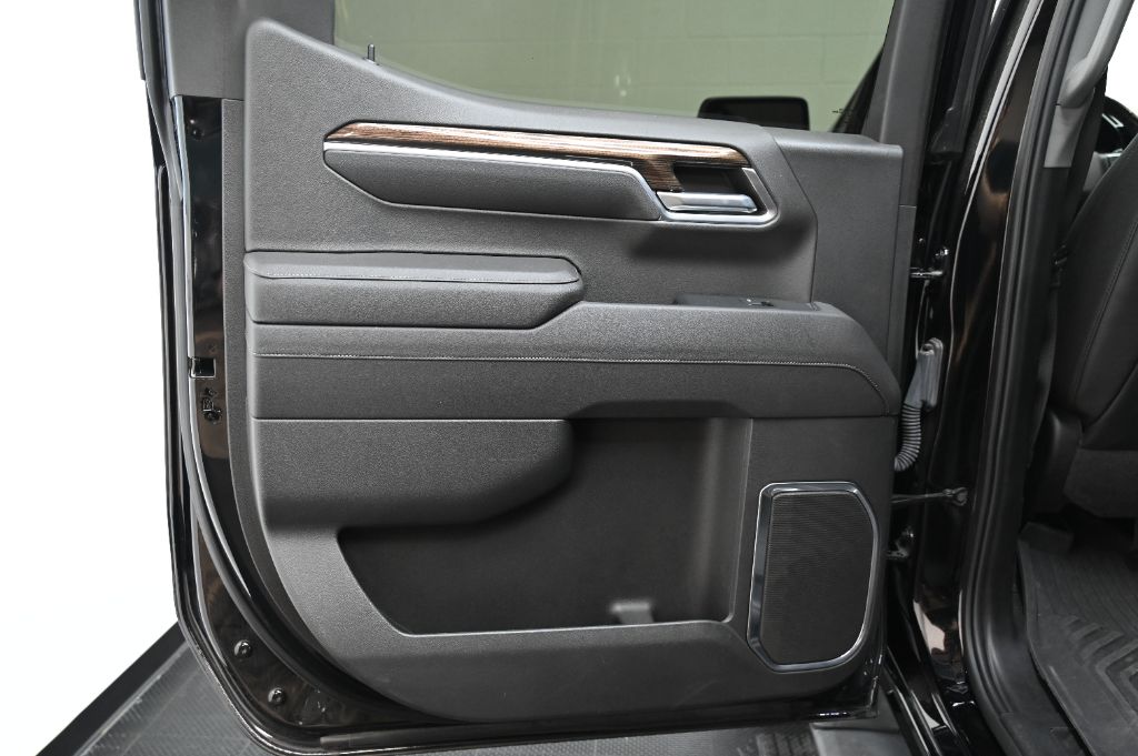 2022 Chevrolet Silverado - $39,988