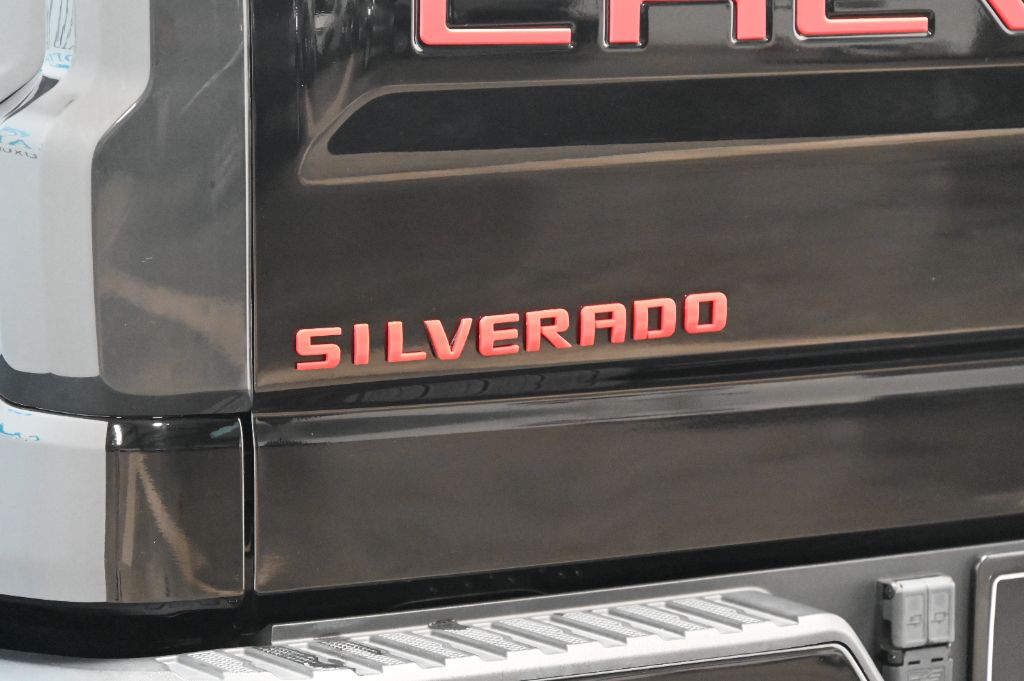 2022 Chevrolet Silverado - $39,988
