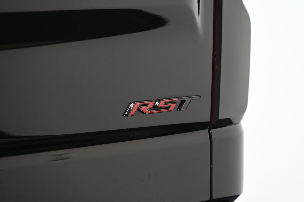 2022 Chevrolet Silverado - $39,988