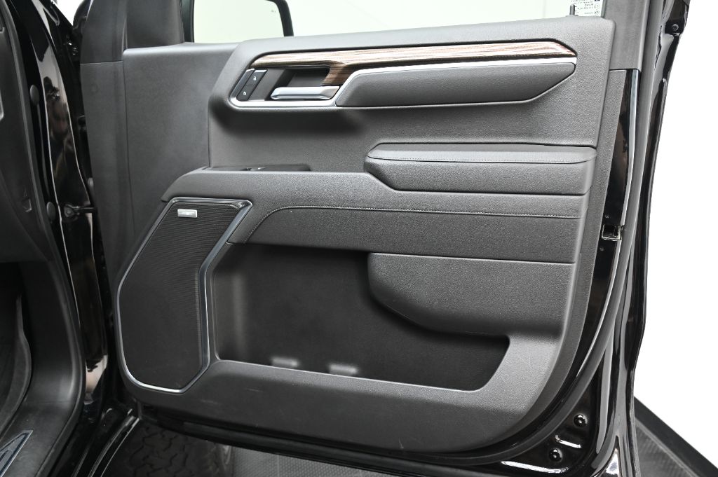 2022 Chevrolet Silverado - $39,988