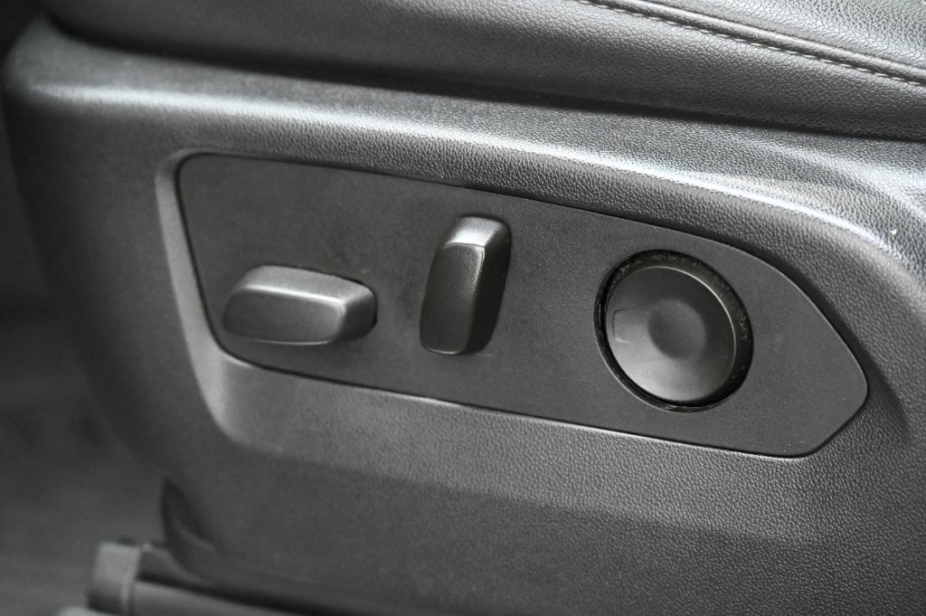 2022 Chevrolet Silverado - $39,988