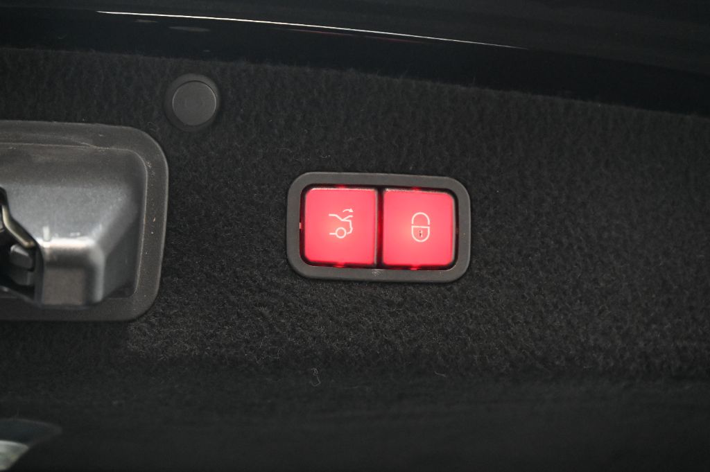 2015 Mercedes-Benz S-class - $41,988