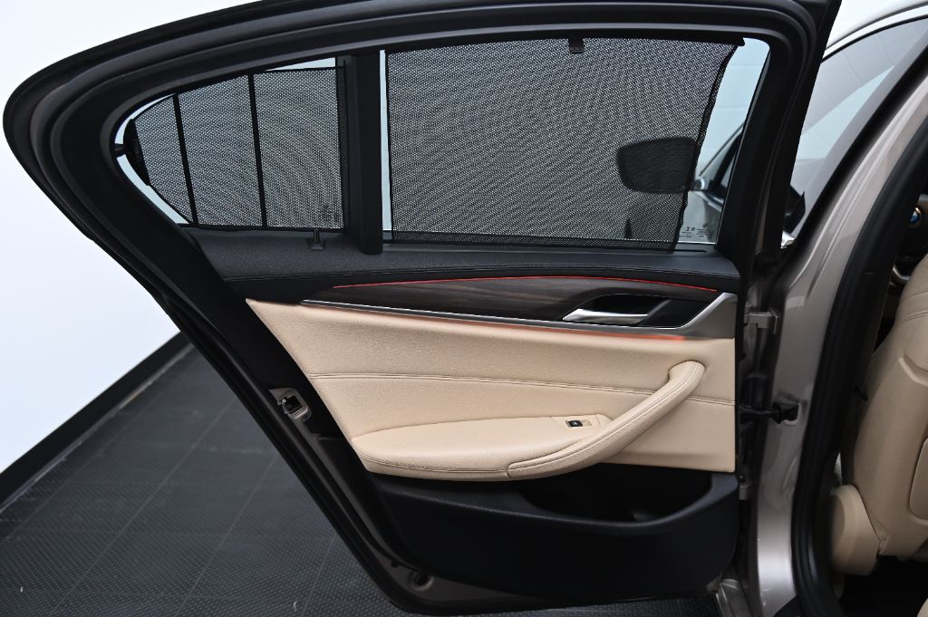 2017 BMW 540i - $18,988