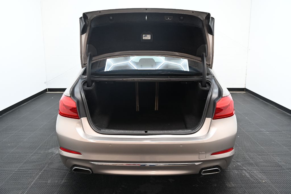 2017 BMW 540i - $18,988
