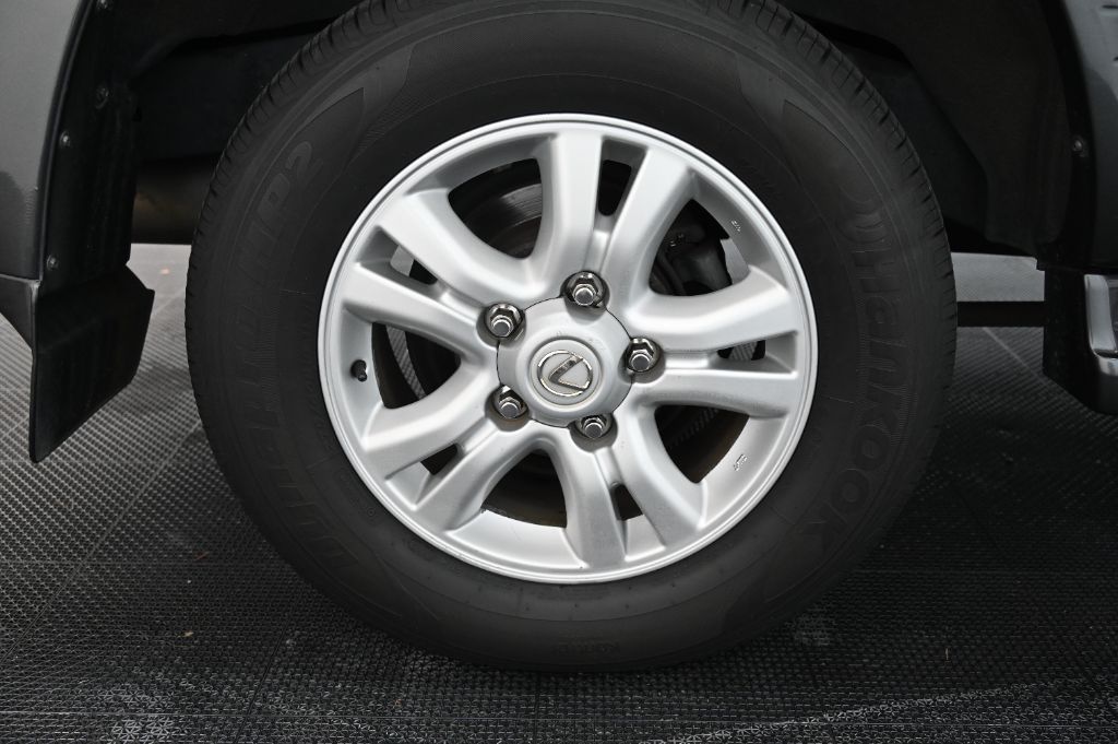 2004 Lexus LX - $19,988