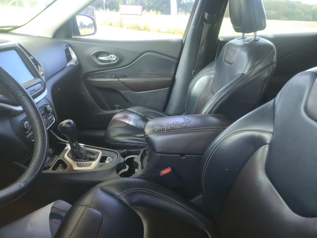 2015 Jeep Cherokee - $5,900