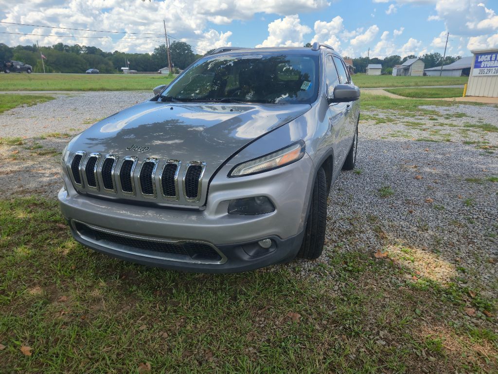 2015 Jeep Cherokee - $5,900