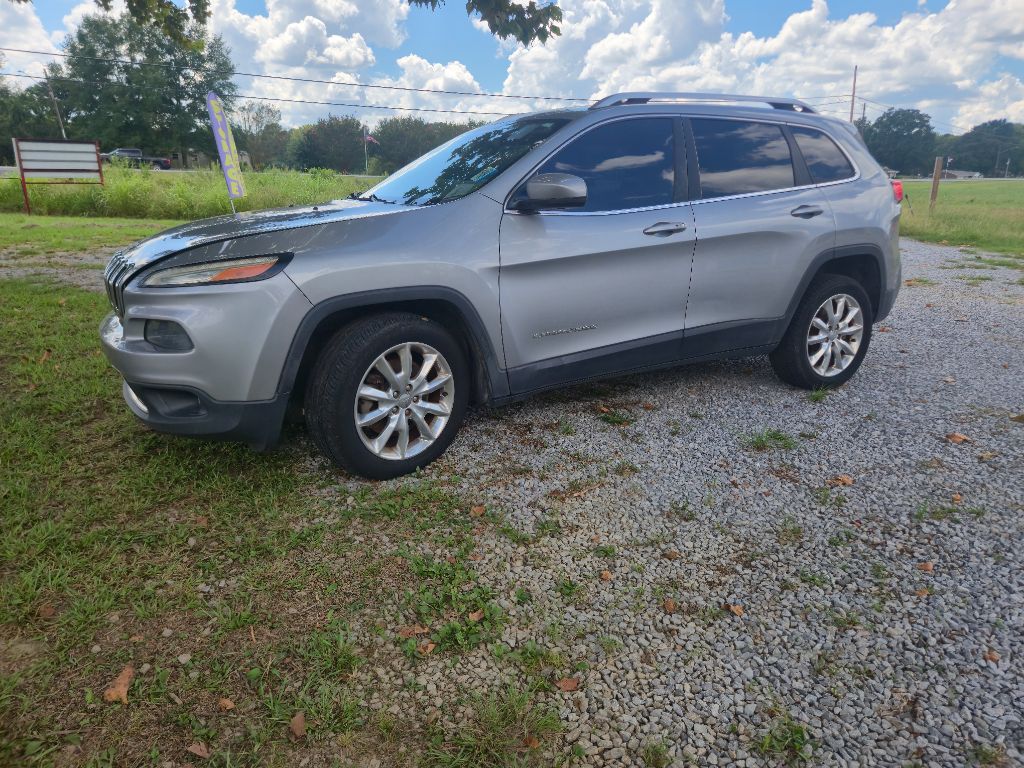 2015 Jeep Cherokee - $5,900