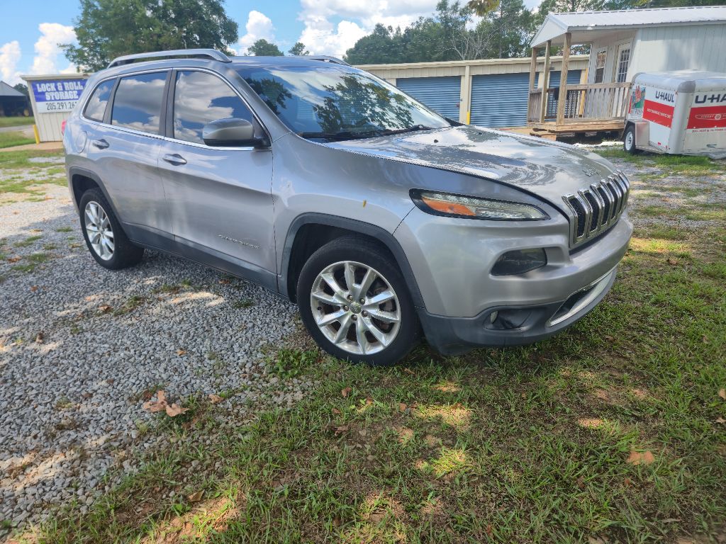 2015 Jeep Cherokee - $5,900
