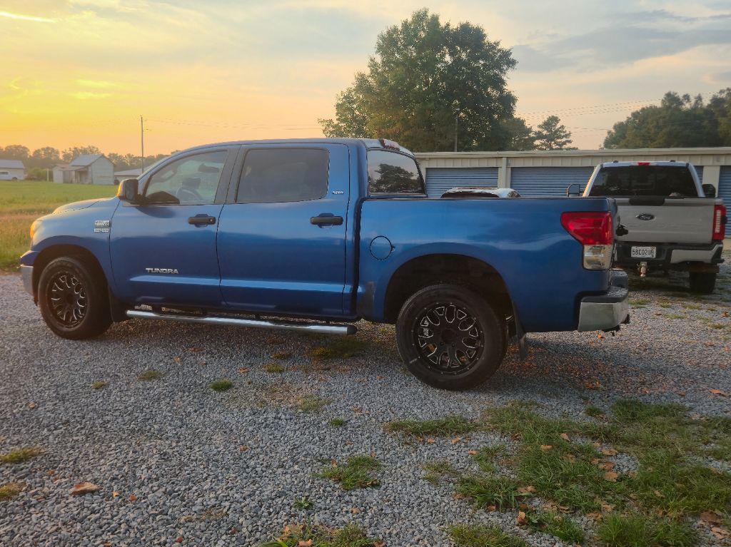 2007 Toyota Tundra - $8,000