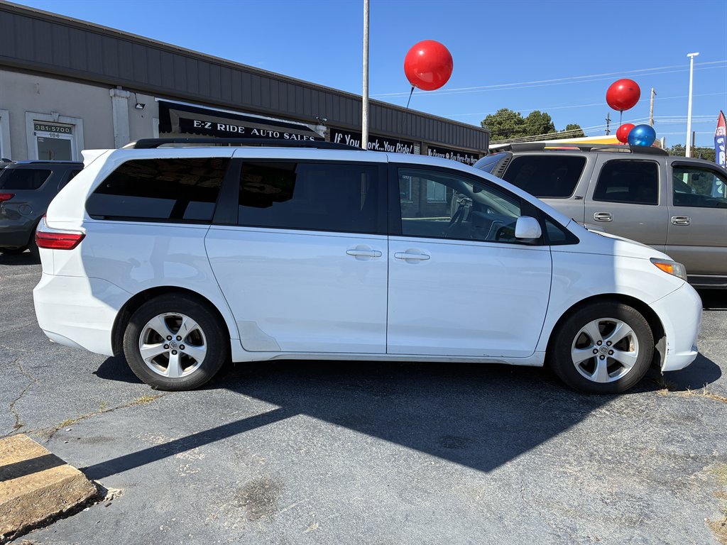 2015 Toyota Sienna