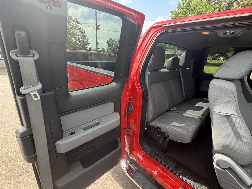 2011 Ford F-150 - $10,900