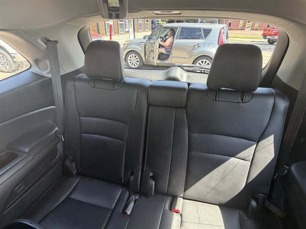 2016 Honda Pilot - $15,900