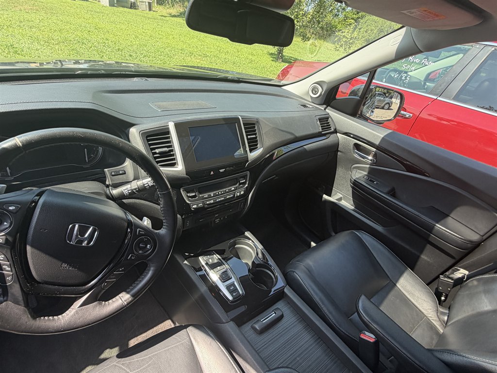 2016 Honda Pilot - $15,900