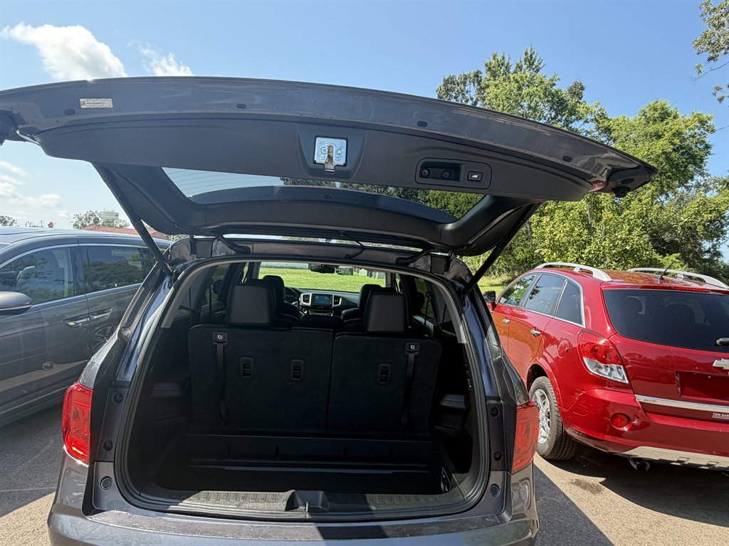 2016 Honda Pilot - $15,900