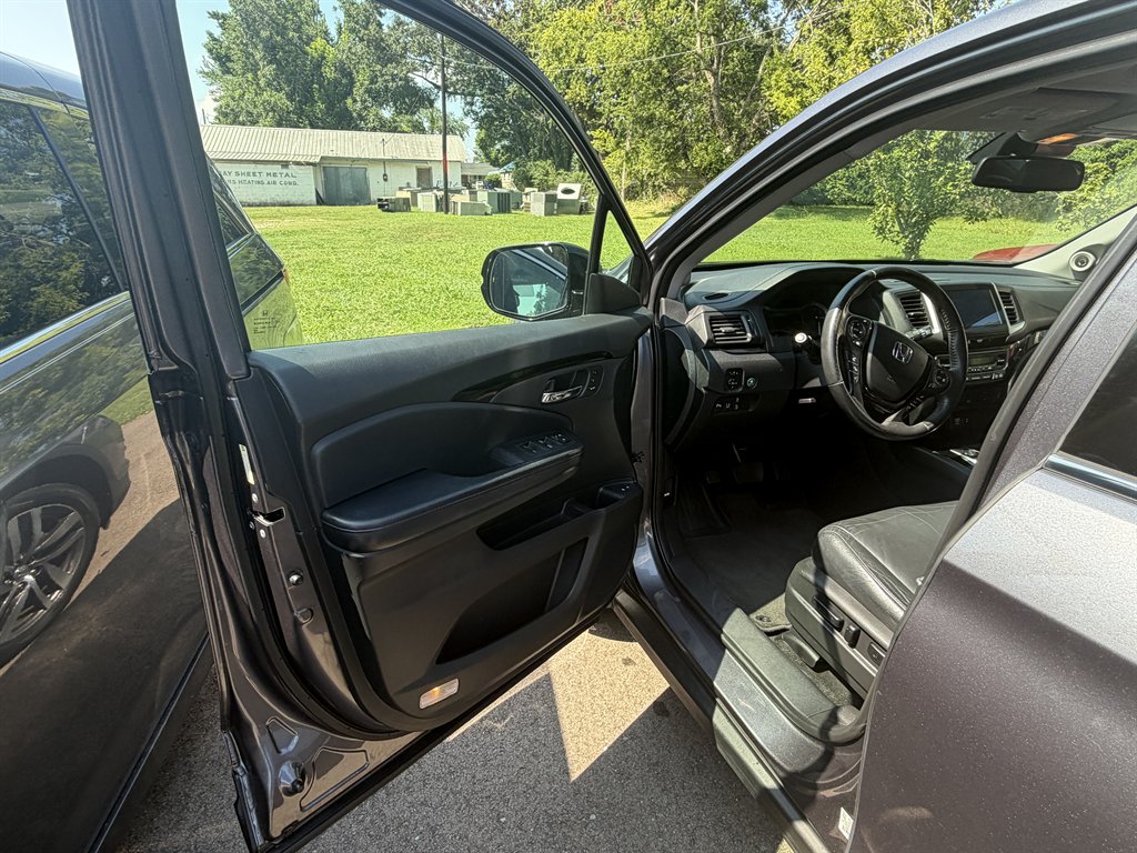 2016 Honda Pilot - $15,900