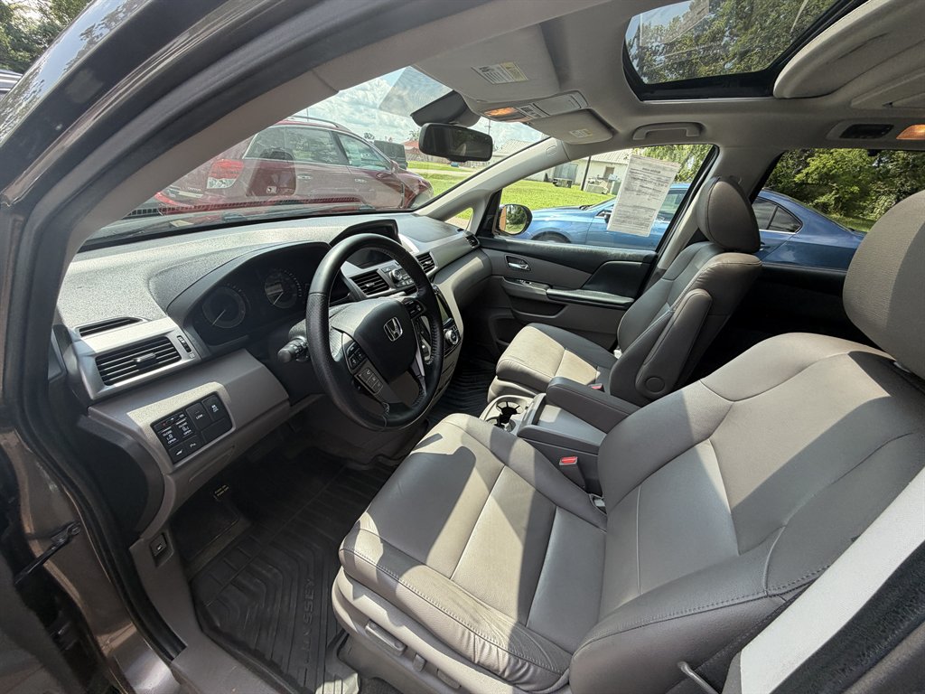 2014 Honda Odyssey - $14,900