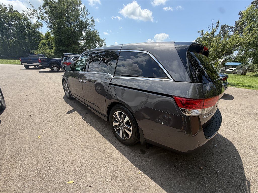 2014 Honda Odyssey - $14,900