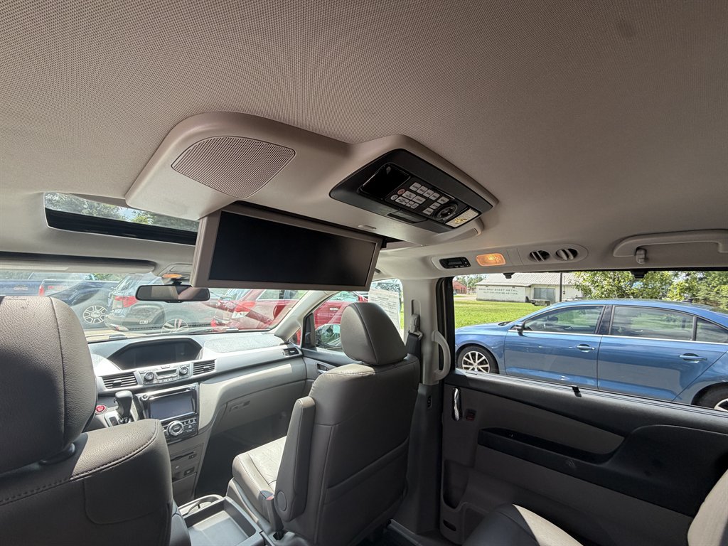 2014 Honda Odyssey - $14,900