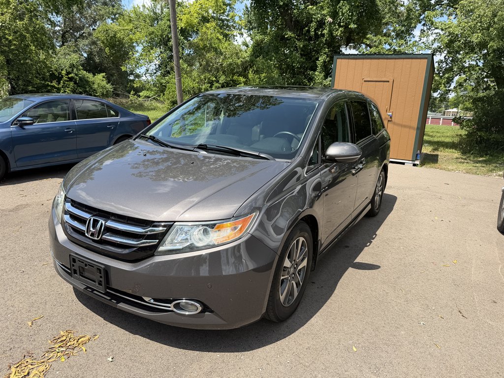 2014 Honda Odyssey - $14,900
