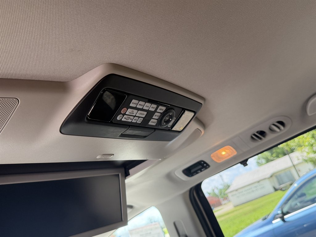 2014 Honda Odyssey - $14,900