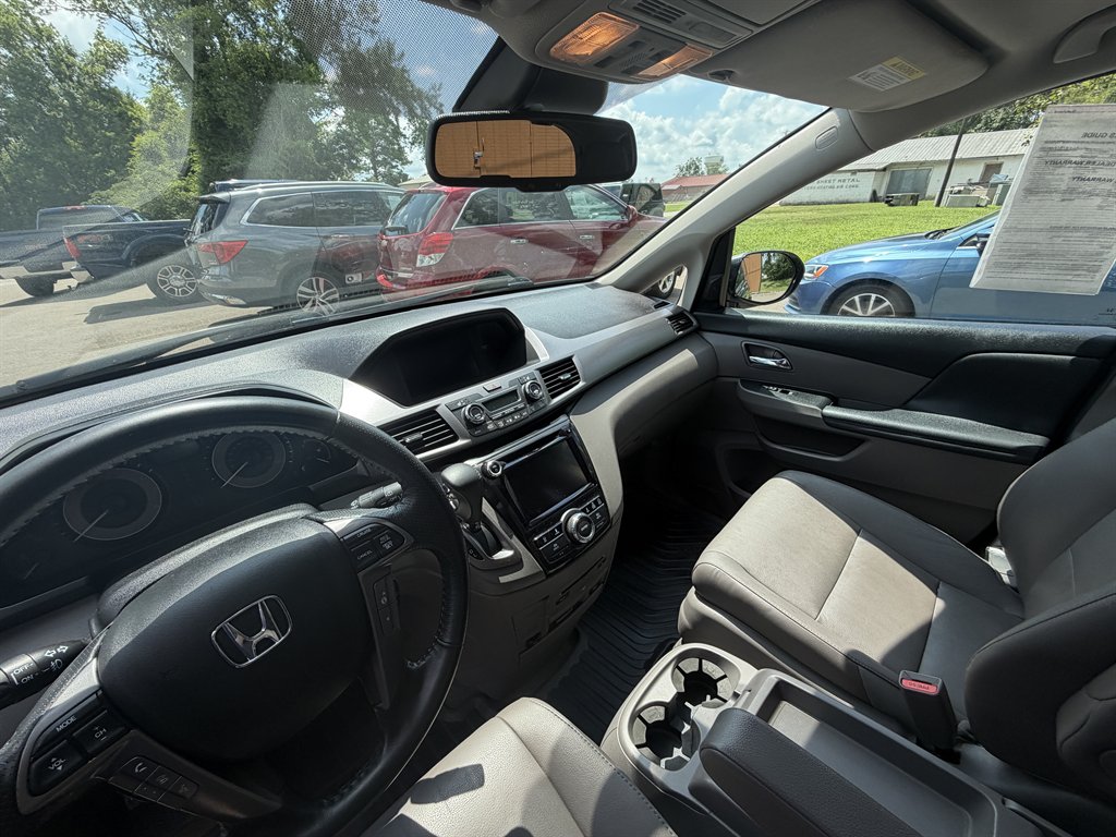 2014 Honda Odyssey - $14,900
