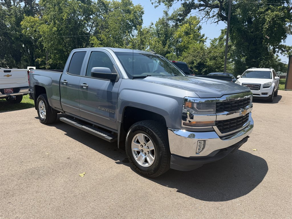2016 Chevrolet Silverado 1500 - $13,900