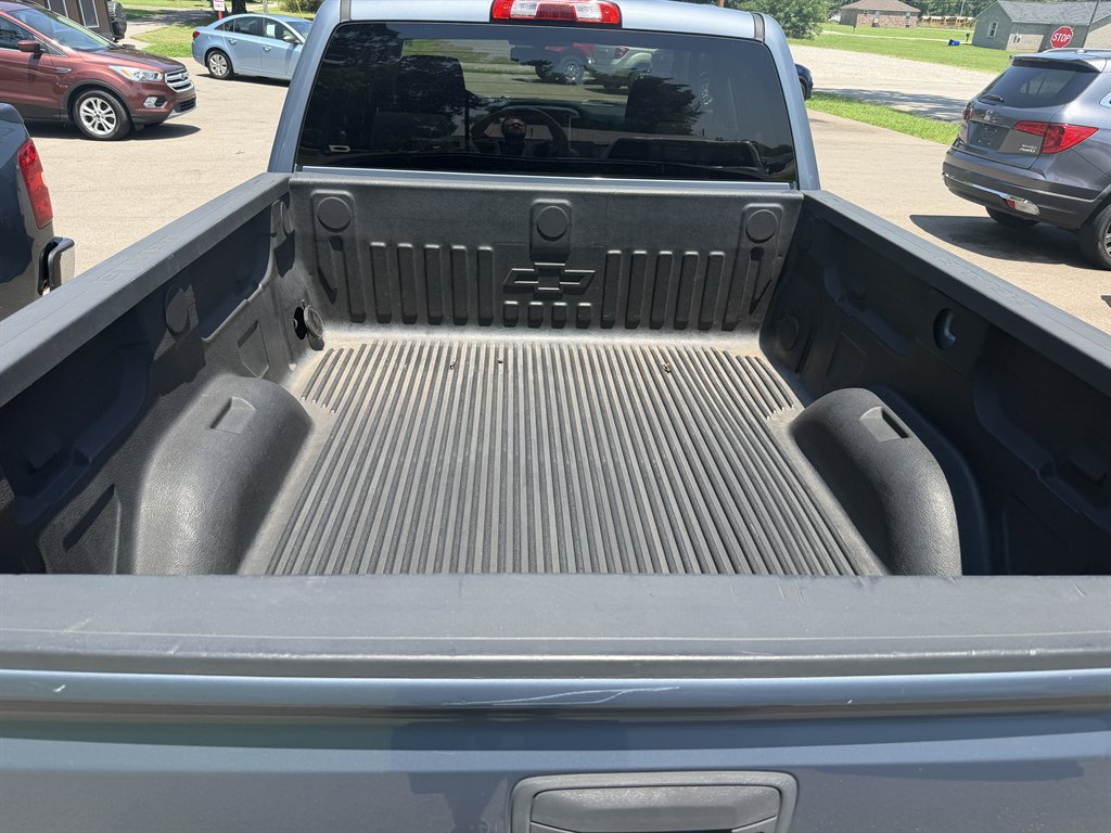 2016 Chevrolet Silverado 1500 - $13,900