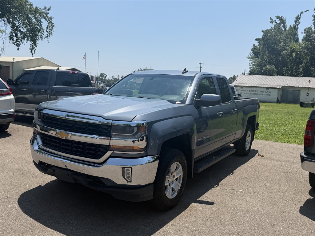 2016 Chevrolet Silverado 1500 - $13,900