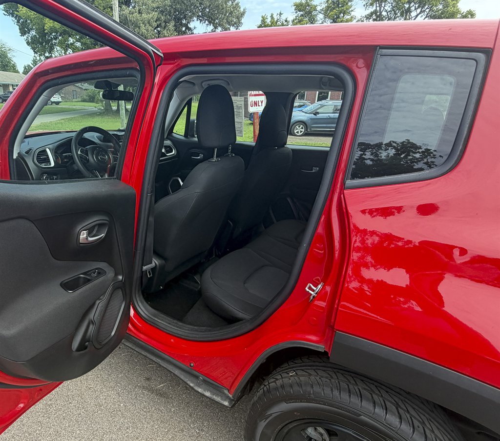 2020 Jeep Renegade - $7,900