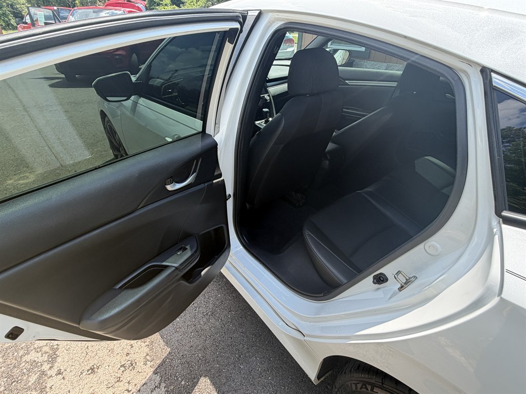 2019 Honda Civic - $16,900