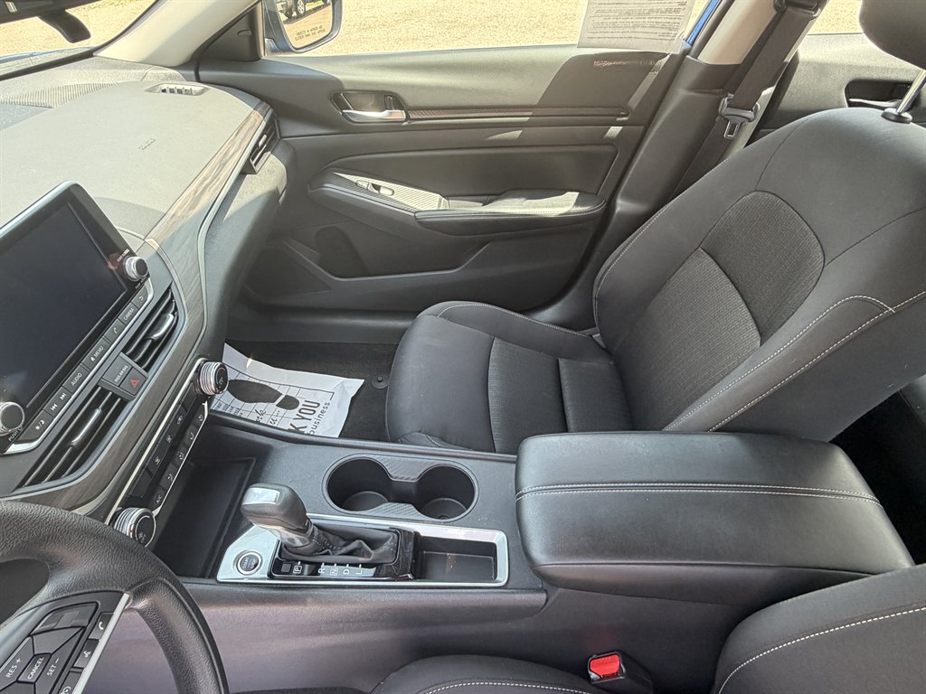 2025 Nissan Altima - $21,900