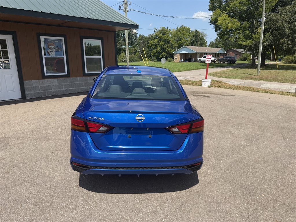 2025 Nissan Altima - $21,900