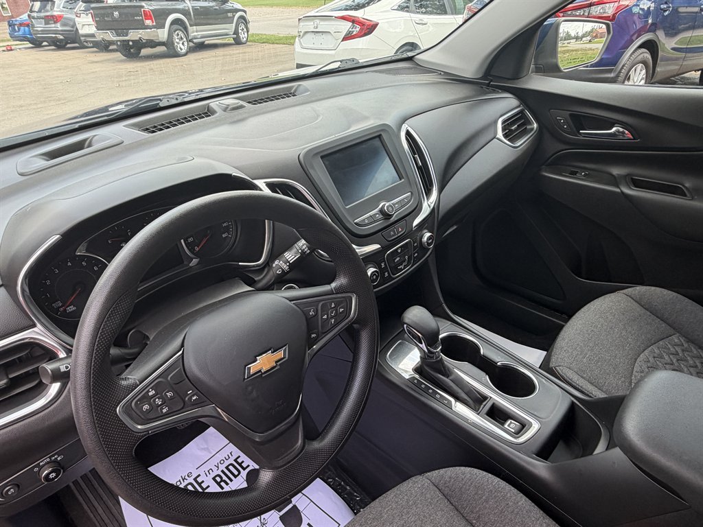 2022 Chevrolet Equinox - $20,900