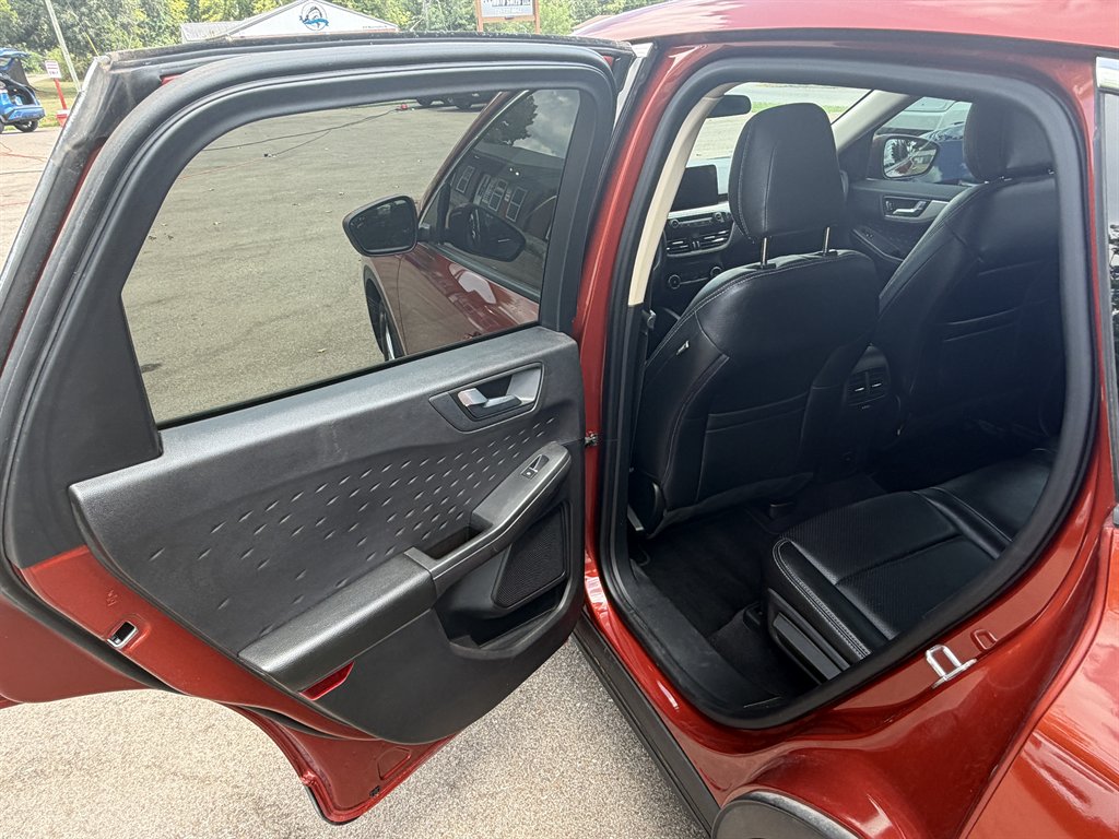 2020 Ford Escape - $13,900