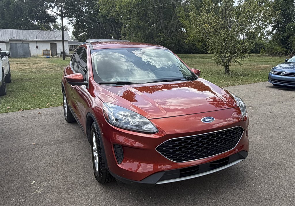 2020 Ford Escape - $13,900