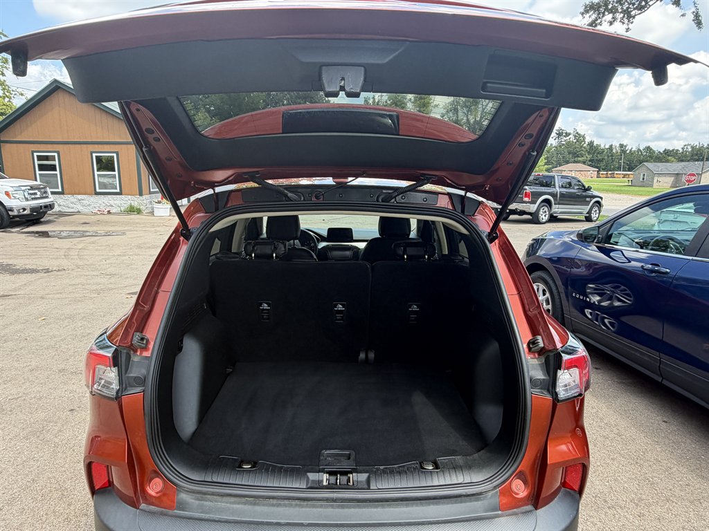 2020 Ford Escape - $13,900