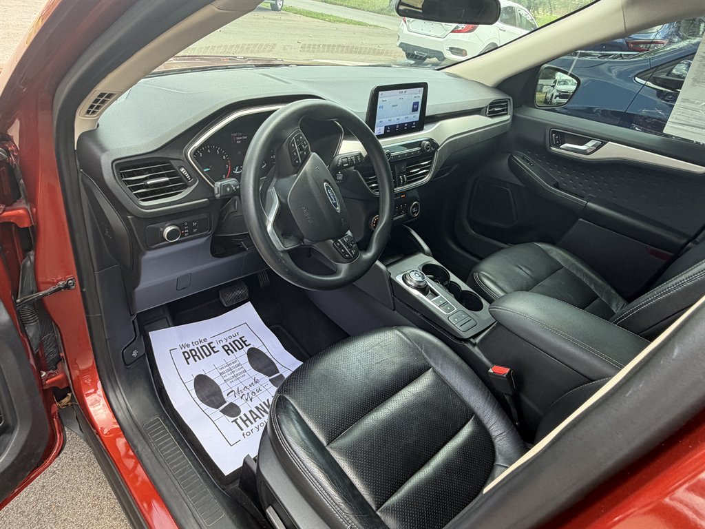 2020 Ford Escape - $13,900