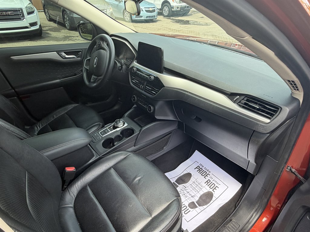 2020 Ford Escape - $13,900