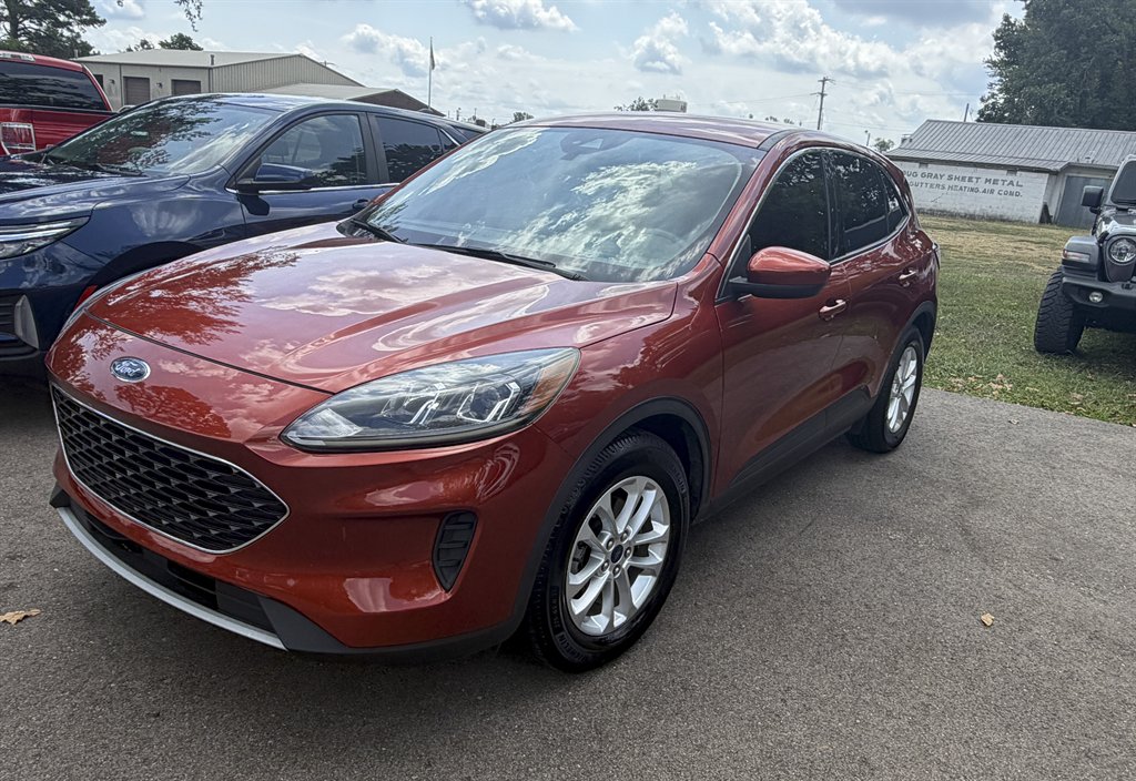 2020 Ford Escape - $13,900