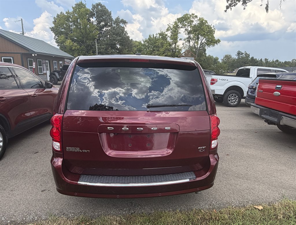 2017 Dodge Grand Caravan - $7,900