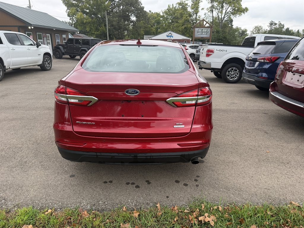 2020 Ford Fusion - $13,900